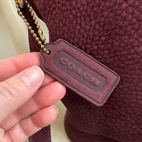 Coach Small Bucket Zip Nubuc - 4933 - Elderberry - Picture 2 of 9